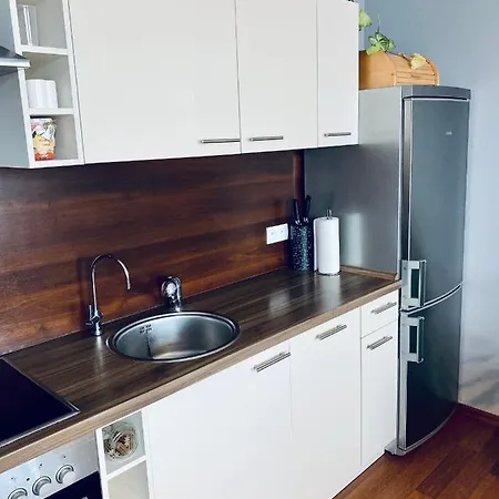 Apartament Mr8 Apartment *