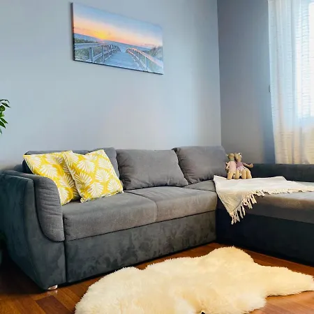 Apartament Mr8 *